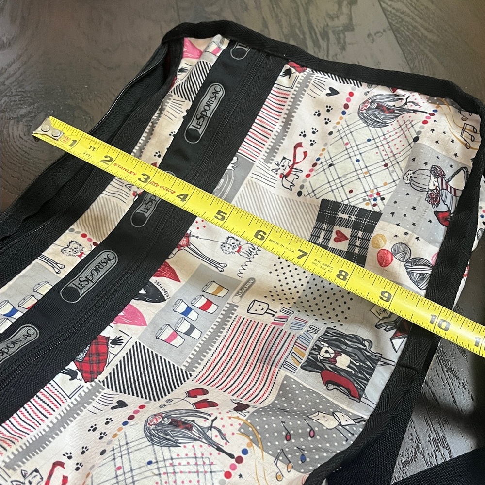 LeSportsac Deluxe Everyday Expandable Bag “Warm Wishes” - Picture 11 of 14